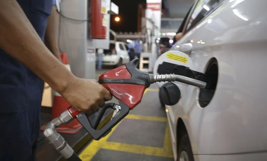 SE LIGUE: abastecer o carro com álcool só vale a pena em cinco Estados; veja quais