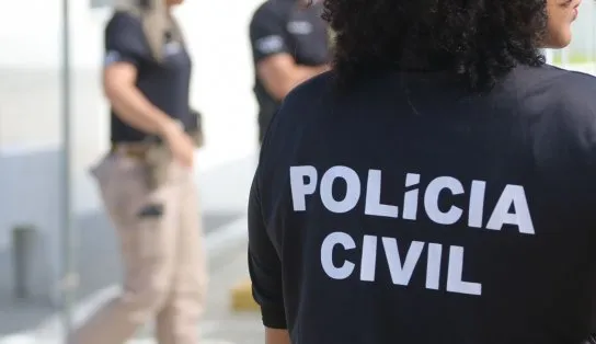 Mulher é presa por espancar a própria filha de 9 anos; vítima foi hospitalizada