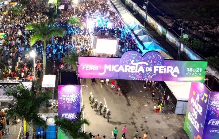 Micareta De Feira Polícia Apreende Frascos De Lança Perfume Que Seriam Distribuídos Na Festa