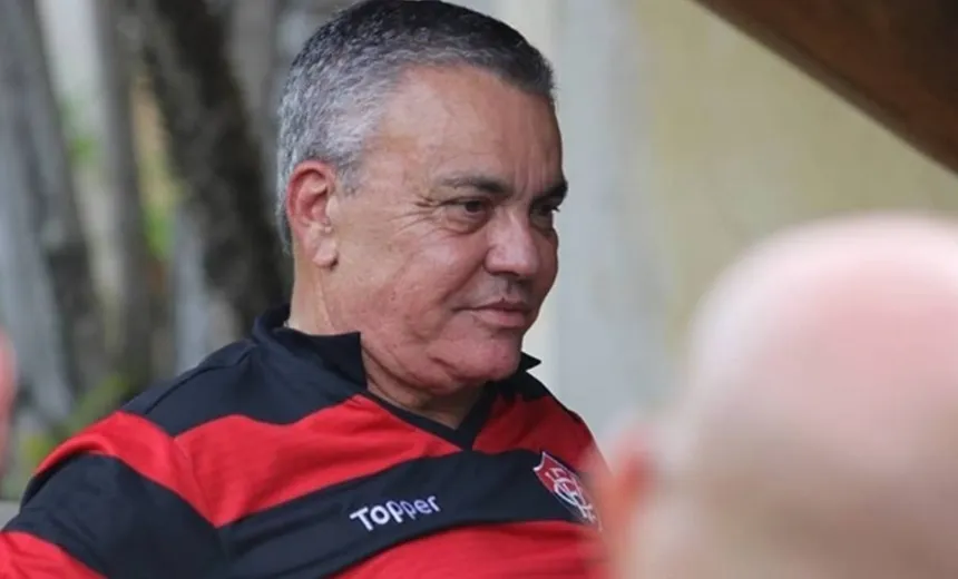 Presidente do Vitória, Paulo Carneiro, é internado em hospital; saiba mais 