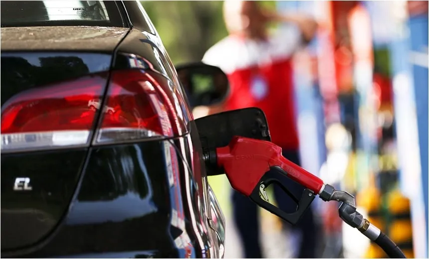 Petrobras anuncia alta de R$ 0,07 na gasolina para distribuidoras