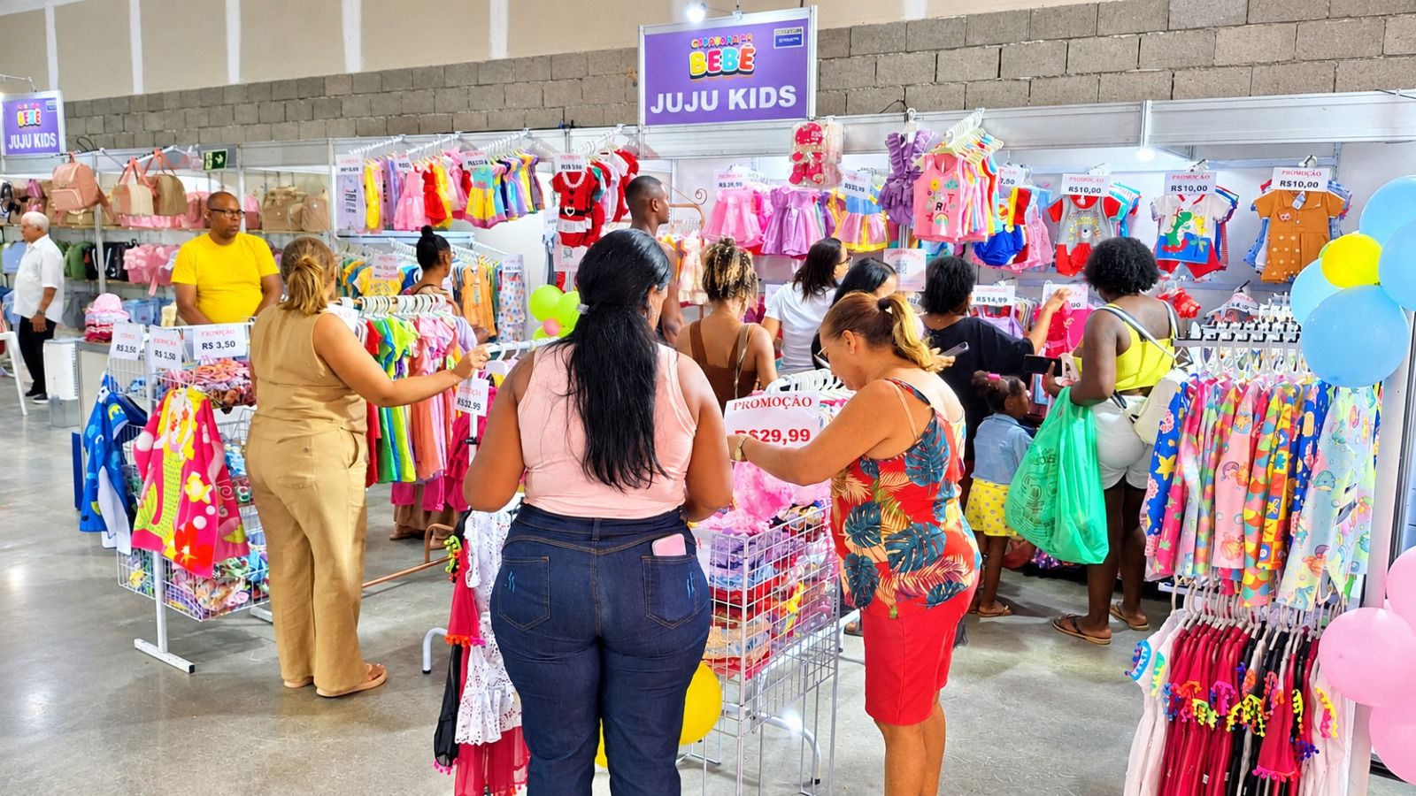 Caravana do Bebê reúne roupas, enxovais e acessórios infantis no Salvador Norte Shopping, com entrada gratuita