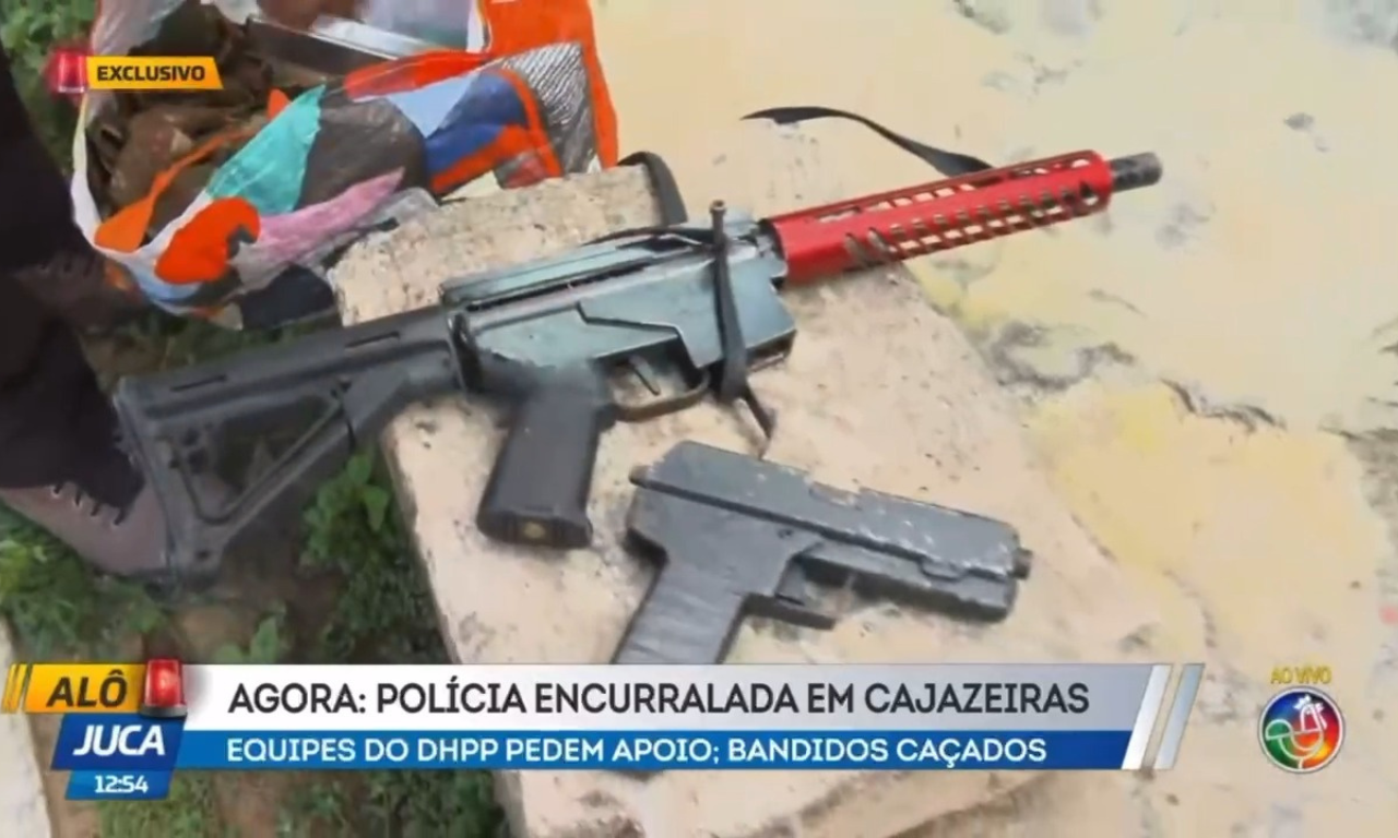 Suspeitos atiram contra viatura da Polícia Civil em Salvador; assista.Foto: TV Aratu