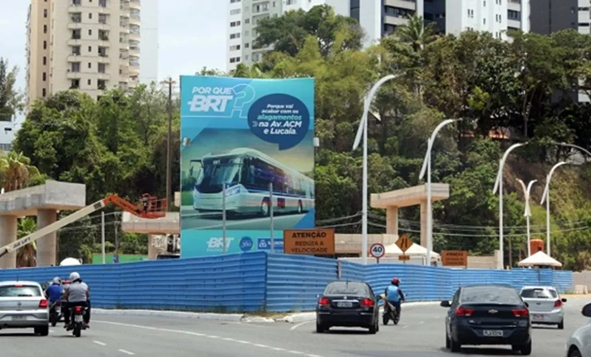 Mudanças no trânsito da Av. ACM são adiadas por causa da chuva