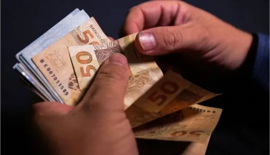 Governo antecipará pagamento do 13º salário a aposentados e pensionistas do INSS