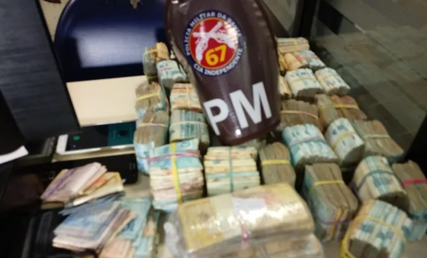 Homens são presos com R$ 364 mil em Feira e dizem não saber origem do dinheiro