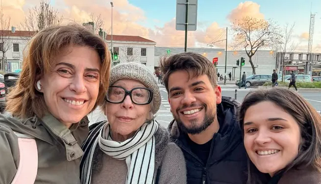 Brasileiro encontra Fernanda Montenegro e Fernanda Torres em Lisboa e viraliza