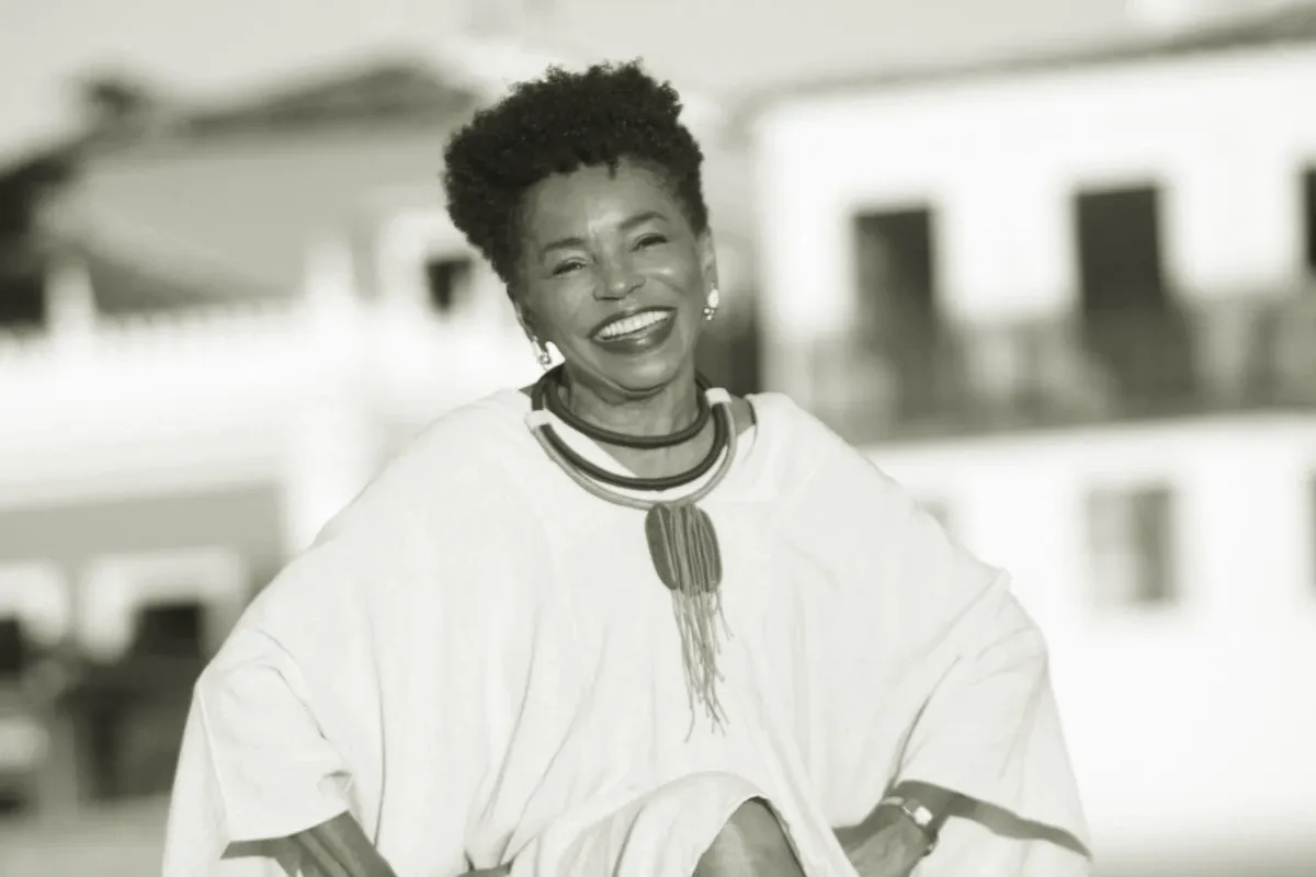 Velório de Wanda Chase é marcado por homenagens e emoção em Salvador