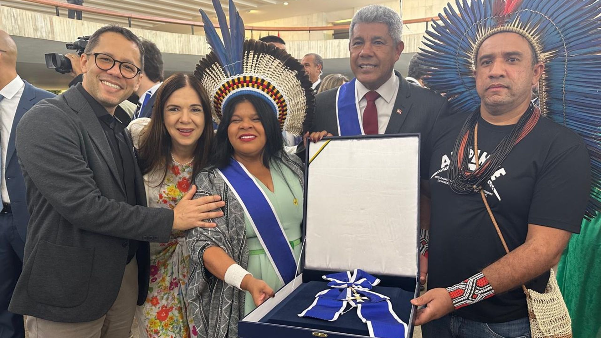 Governador Jerônimo Rodrigues recebe a mais alta honraria brasileira, no Palácio Itamaraty | Foto: divulgação/GOVBA