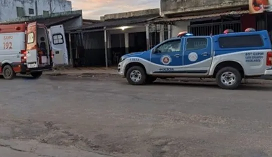 Faca encontrada em cena de crime que teve travesti como vítima no Oeste da Bahia 