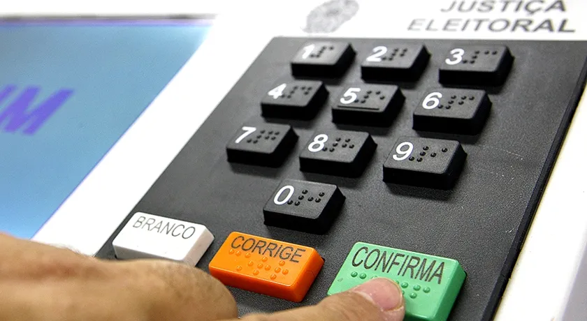NOVAS ELEIÇÕES? : PT e ministros defendem que Dilma reduza mandato e lance &#8216;diretas já&#8217;