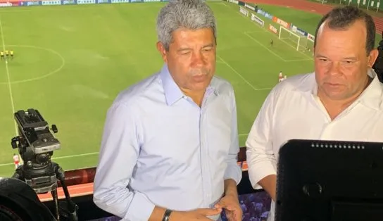 Jerônimo assiste jogo entre Bahia e Juazeirense e 'brinca' de ser cinegrafista; assista