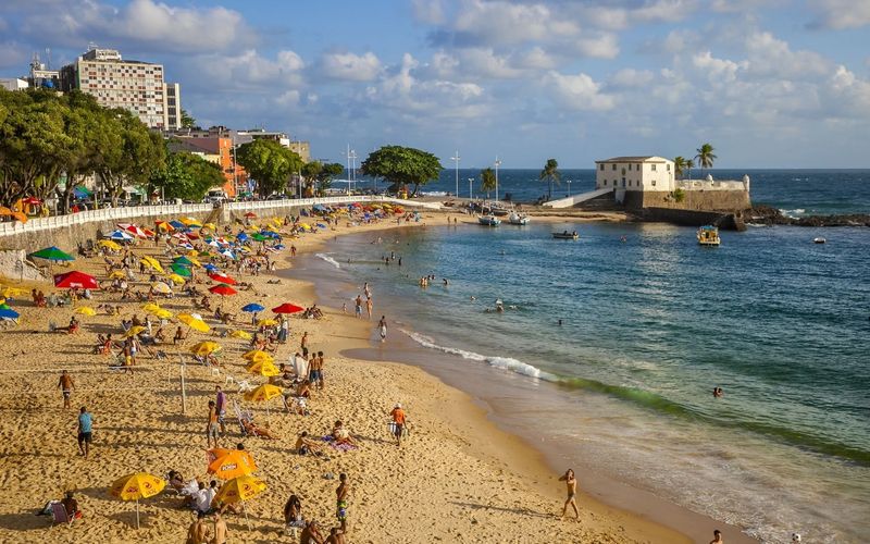 Praias impr&oacute;prias para banho podem representar riscos &agrave; sa&uacute;de devido &agrave; presen&ccedil;a de bact&eacute;rias indicadoras de contamina&ccedil;&atilde;o por esgoto/Foto: Reprodu&ccedil;&atilde;o