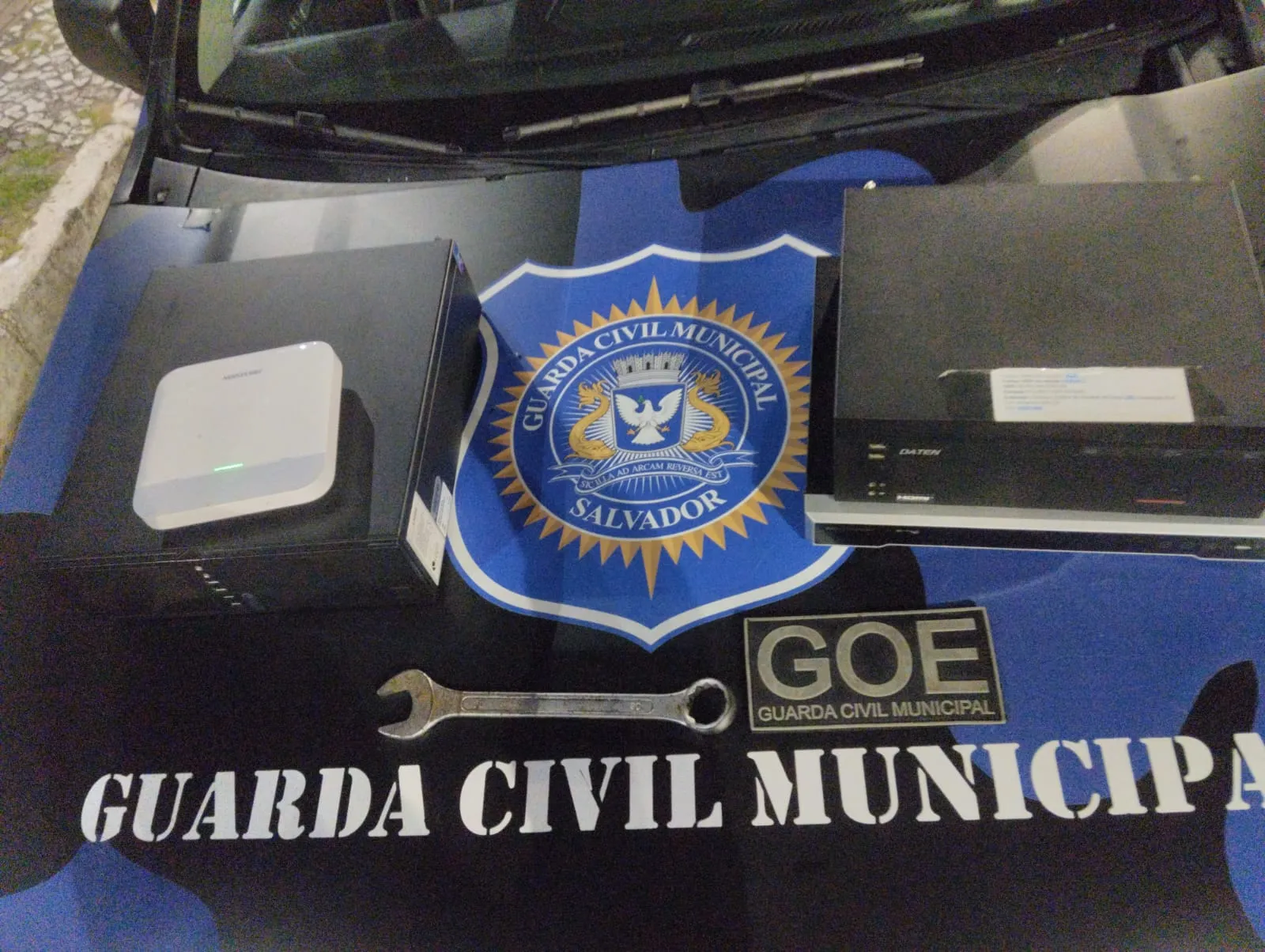 Suspeito é detido após tentativa de roubo em escola municipal de Salvador