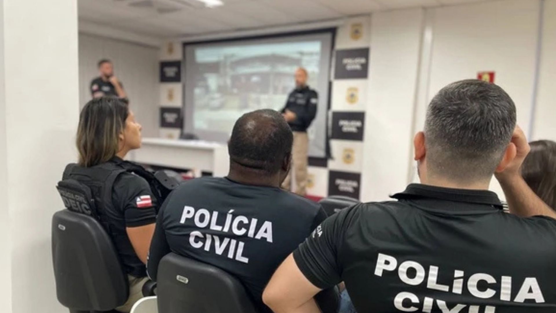 Professor é preso pela Policia Civil