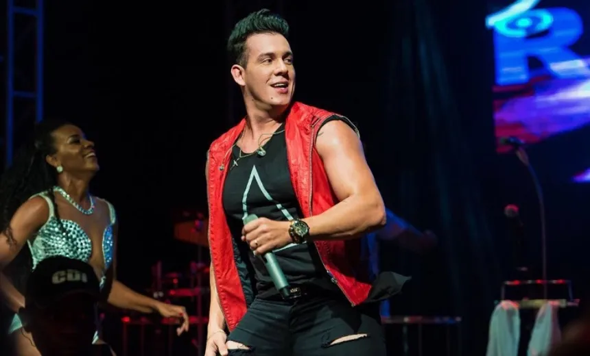 Grupo ‘Os Bambaz’ comanda show em Salvador neste domingo