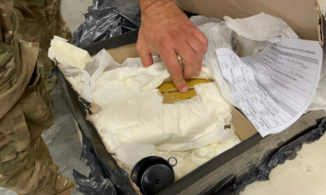 Maconha e ecstasy enviados pelos Correios s&atilde;o apreendidos em Sim&otilde;es Filho. Foto: Divulga&ccedil;&atilde;o