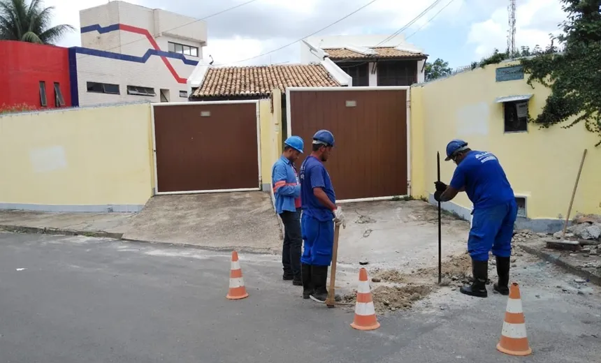 Casa noturna de shows é flagrada com “gato” de água em Pituaçu