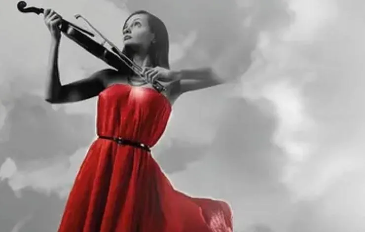 A Violinista: jornalista baiana lança livro que relata uma picante história de amor