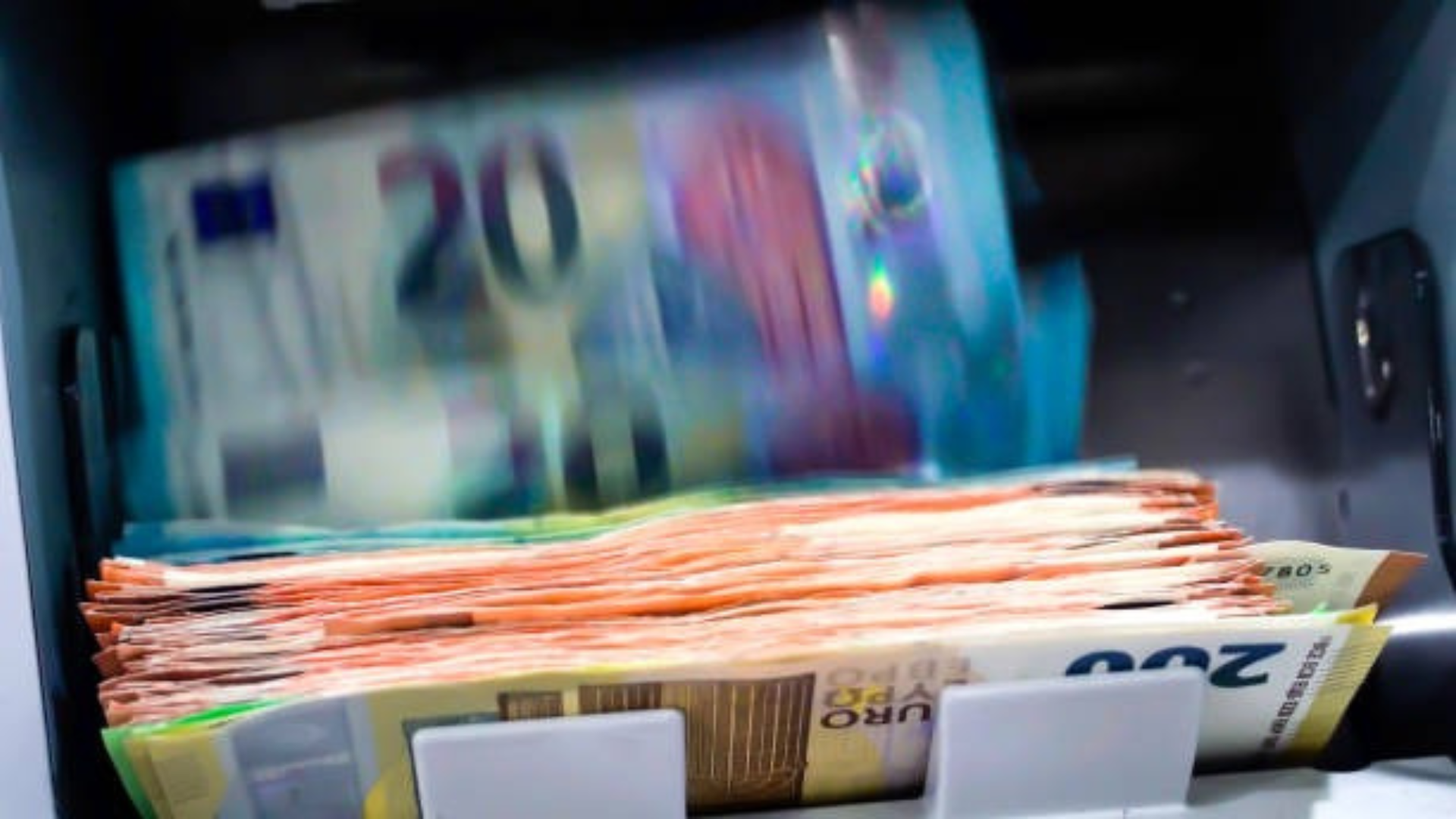 O grupo criminoso tinha como foco o saque indevido de precatórios, e teria desviado mais de R$600 mil. Foto: Reprodução| Pexels