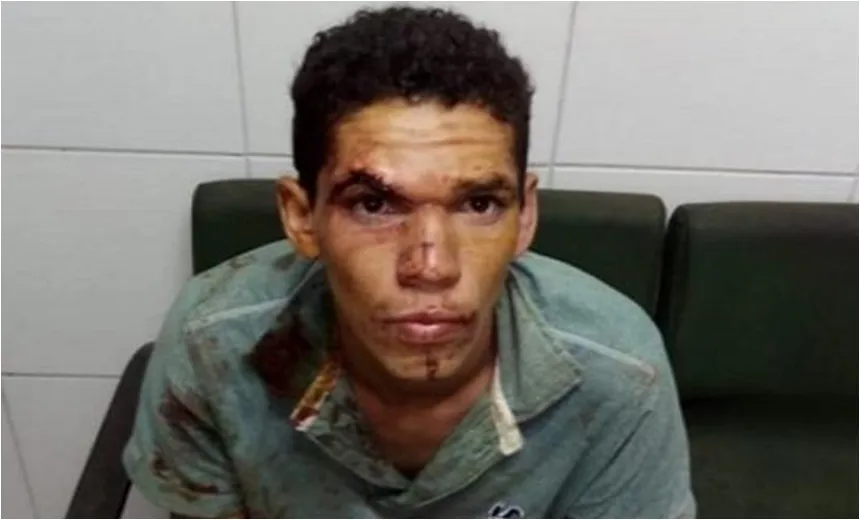 Homem esfaqueia mãe grávida, mata cachorro e come pedaço do coração do animal