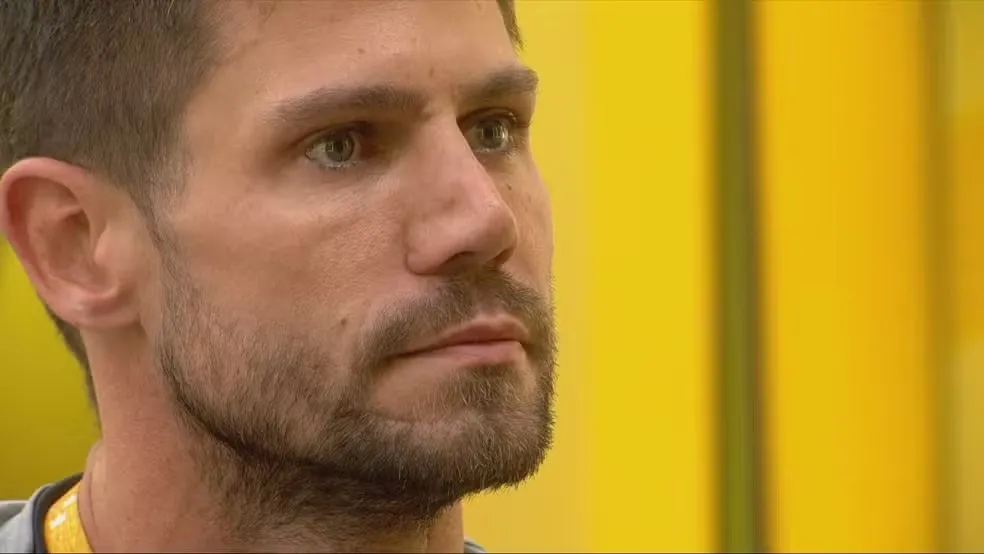 Jonas reage após ver avaliação negativa da liderança no BBB 26; veja