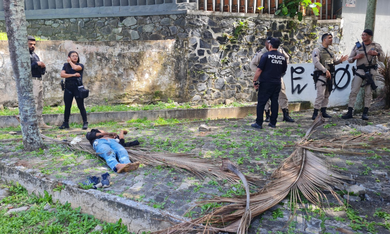 Homem em situação de rua é espancado em Brotas. Foto: TV Aratu