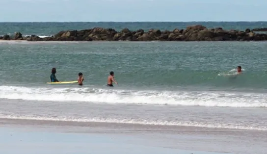 Pode entrar no mar? Confira as praias impróprias ao banho neste fim de semana em Salvador