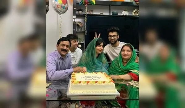 MALALA: Ativista paquistanesa vencedora do Nobel da Paz se forma em Oxford; "alegria e gratidão"