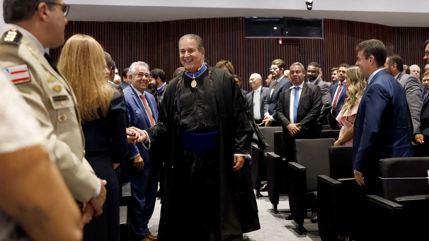 Desembargador Abelardo da Matta é reconduzido ao TRE-BA até 2027