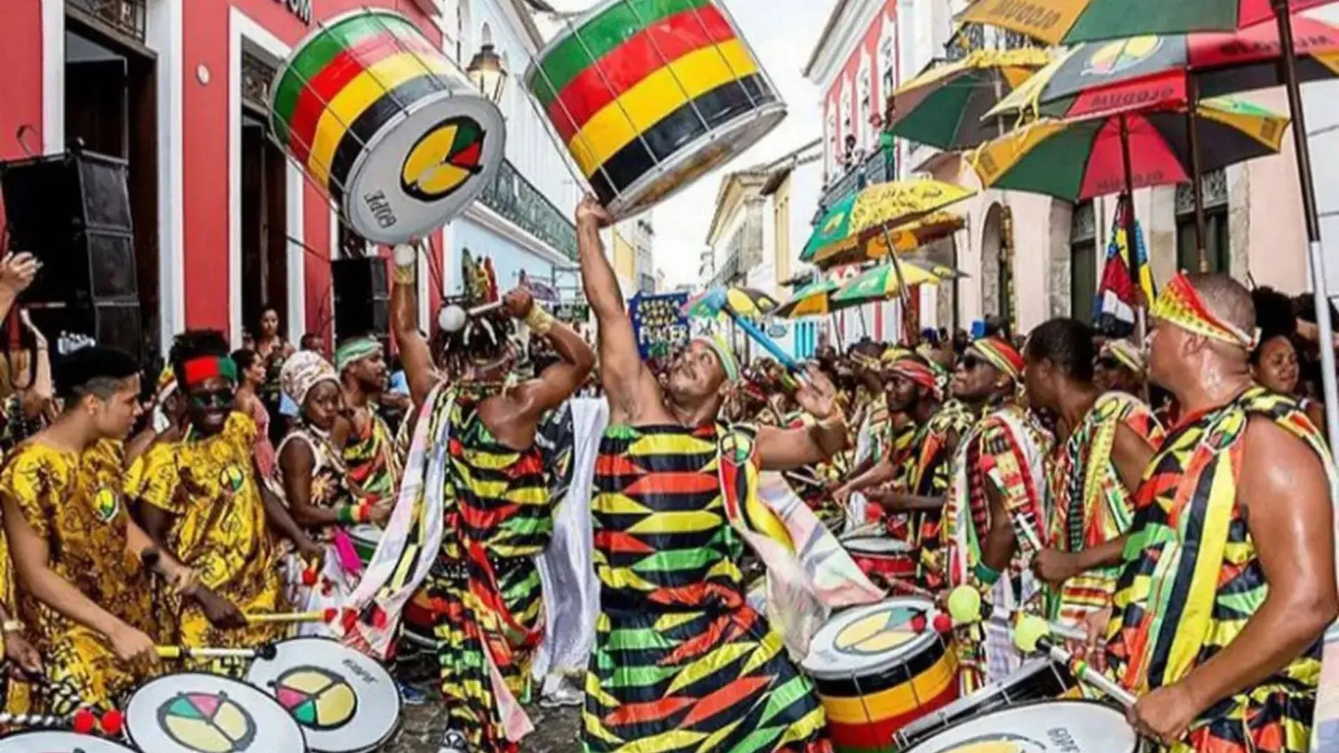 Primeira atração parada: Falha no trio do Olodum atrasa Barra-Ondina 