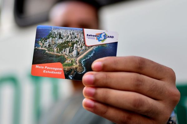 Estudantes precisam revalidar Salvador Card. Foto:  Foto: Jefferson Peixoto/Secom