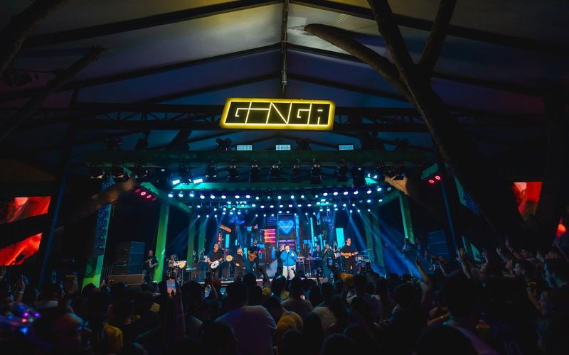 O espa&ccedil;o re&uacute;ne gastronomia, m&uacute;sica e transmiss&atilde;o das partidas da Sele&ccedil;&atilde;o Brasileira, criando um ambiente para torcedores e amantes da cultura baiana/Foto: Divulga&ccedil;&atilde;o
