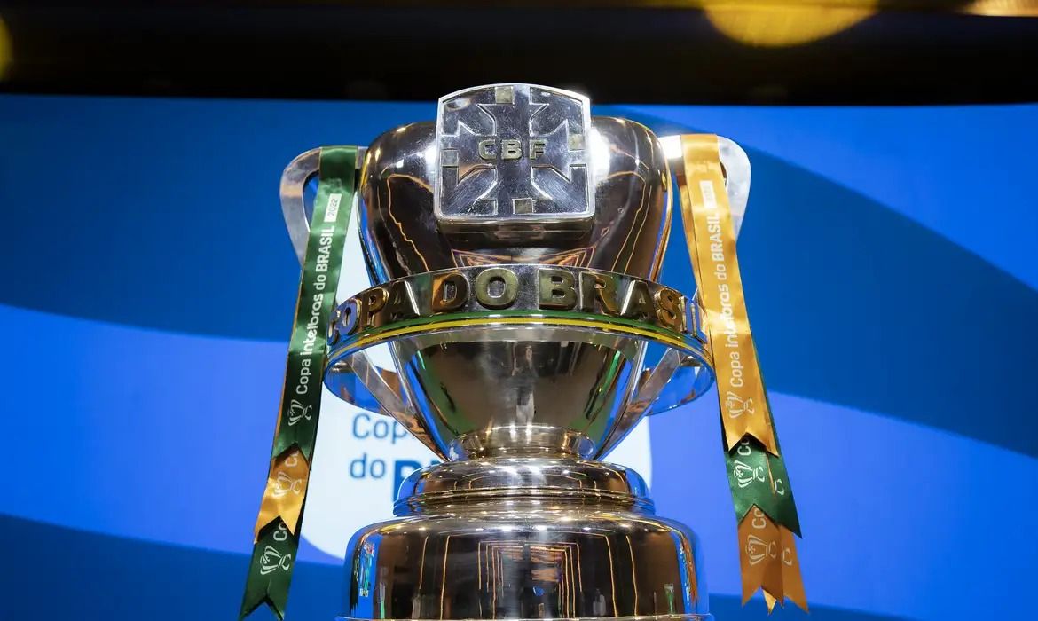 Troféu da Copa do Brasil | Foto: Lucas Figueiredo/CBF/Direitos Reservados