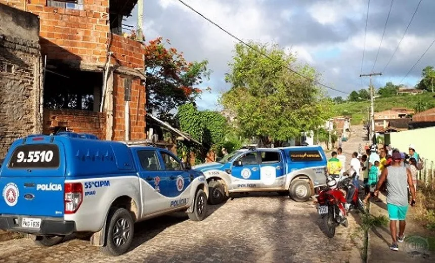 VIOLÊNCIA: Dois homens são mortos a pedradas em município do interior baiano
