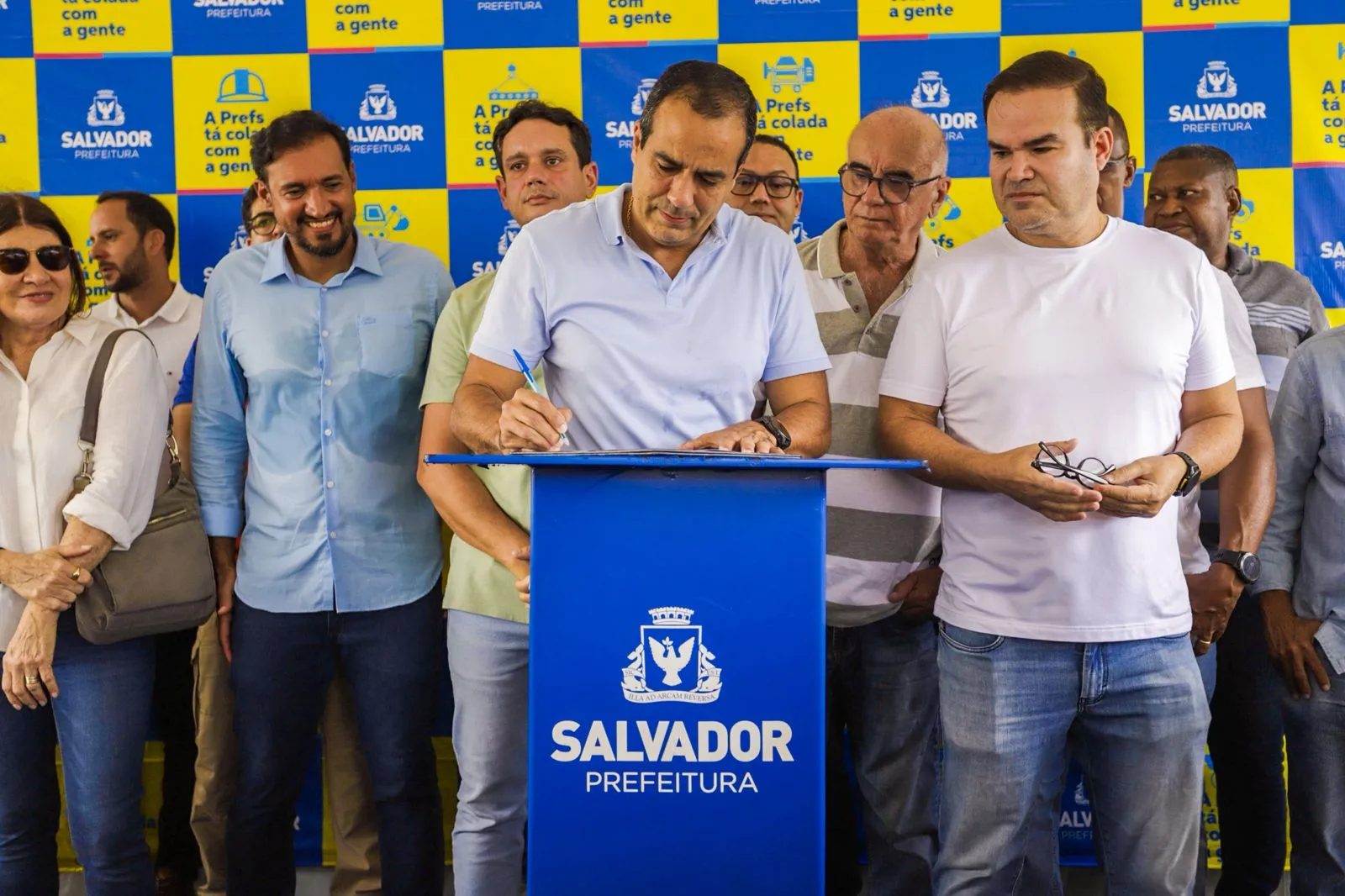 Parque linear tem obras iniciadas no bairro do Imbuí em Salvador 