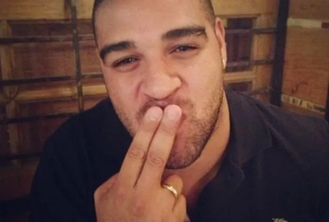 Adriano leva 18 garotas de programa para motel; Imperador carregava R$ 60 mil em dinheiro vivo no bolso